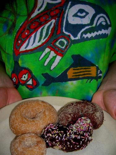 Mighty_O_doughnuts_with_whale_t_shirt.jpg