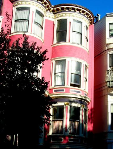 Pink_in_San_Francisco.jpg